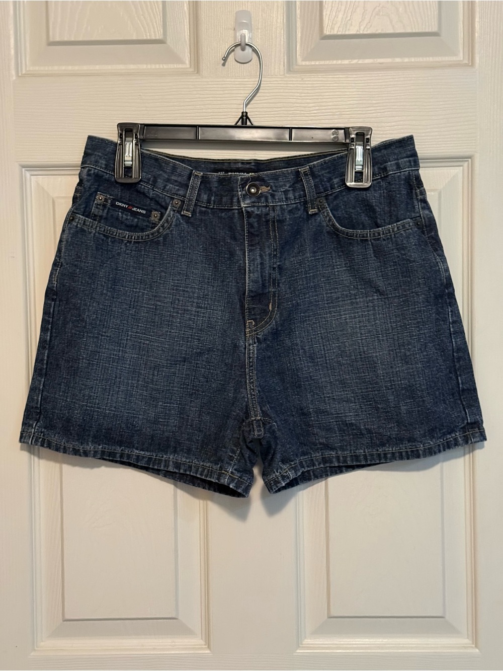 Vintage Y2K DKNY Jeans Denim Shorts Size 10 Made USA 100% Cotton Like New